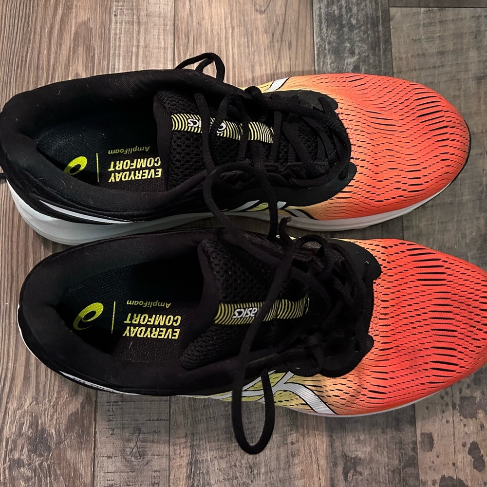 ASICS mens running shoes size 12